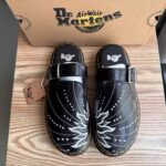 Dr. Martens Unisex Zebzag Mule Solar Flare Black